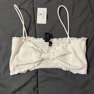 BRAND NEW - Windsor Bow Crop Top